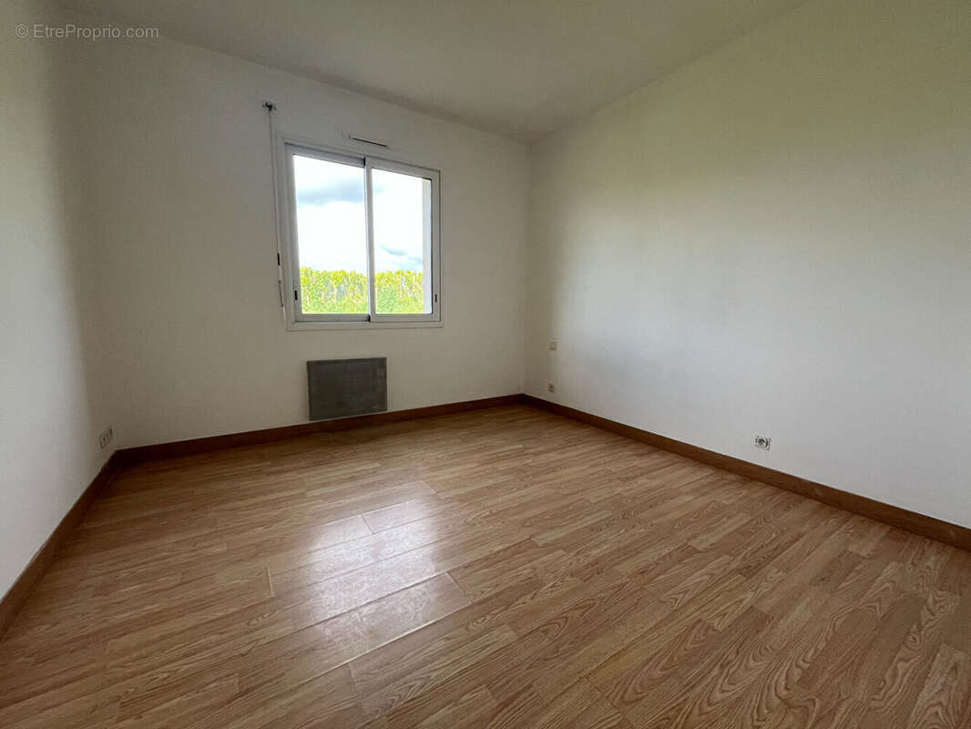 Maison à LE TREVOUX