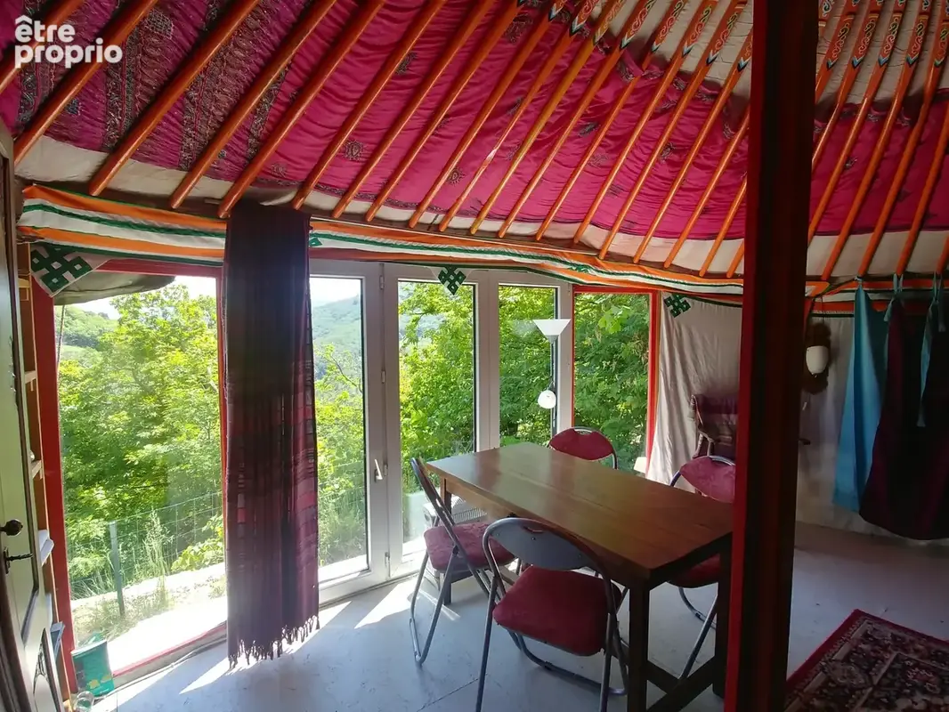 Belle maison Ardéchoise avec gîtes sur le terrain de 9950m² - photo 24