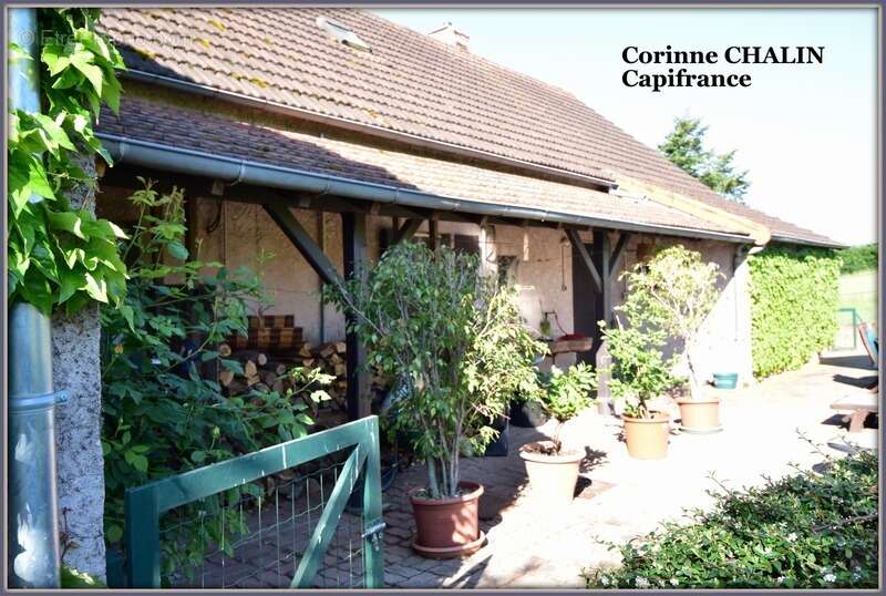 Maison à vendre 7 pièces SORBIER (03) - photo 3