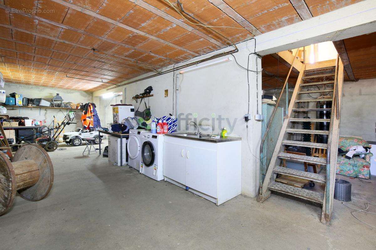 Maison 93 m² à Cambiac  - photo 14