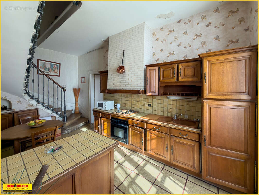 Maison à ILLATS