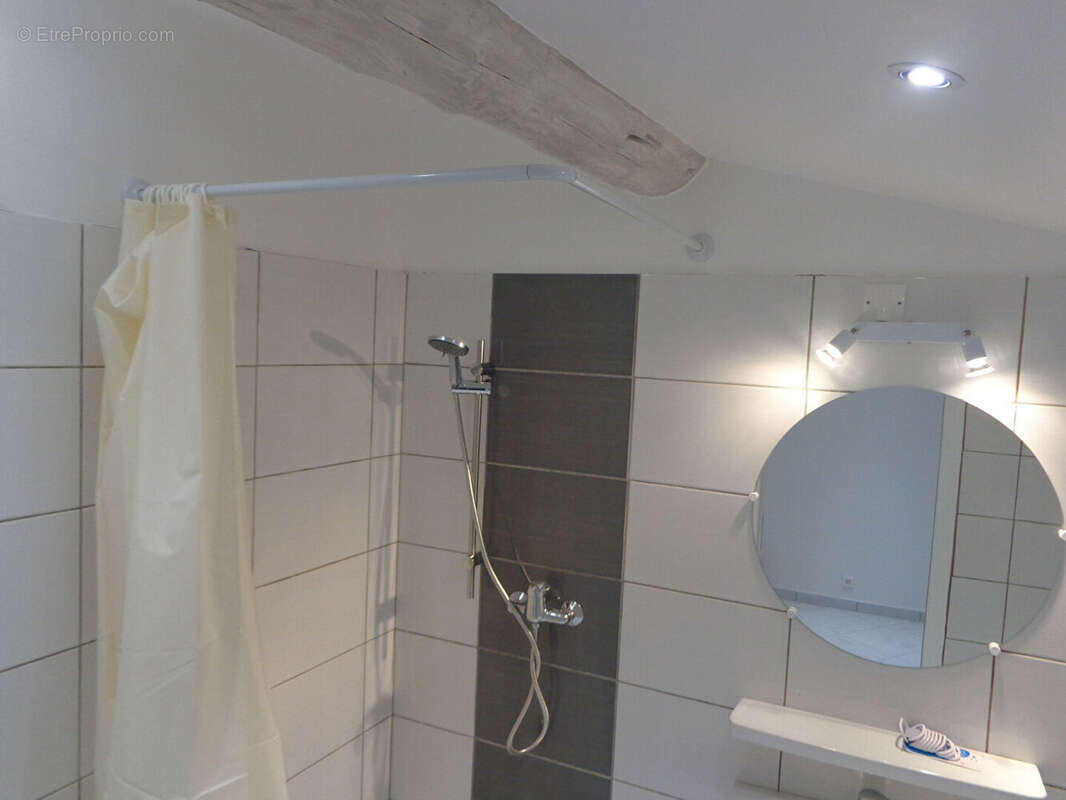 Appartement à LANCON-PROVENCE