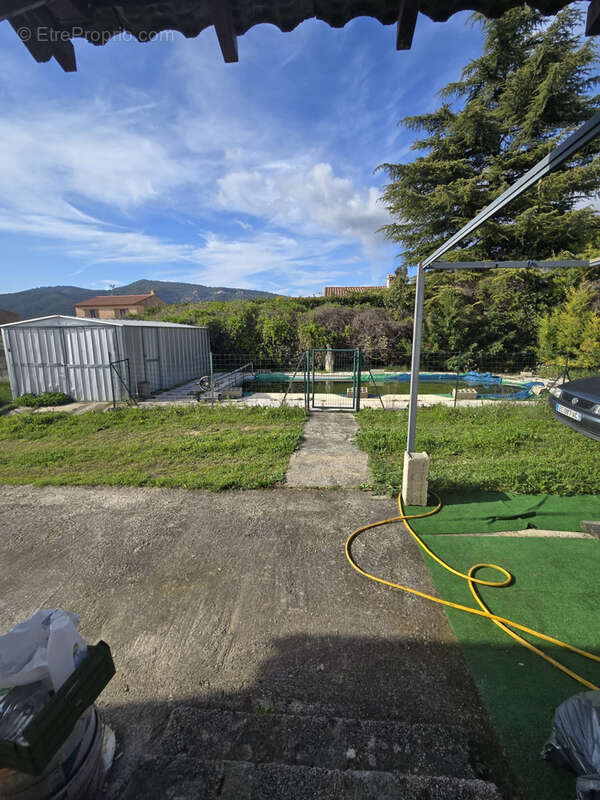 Maison à SAINT-ZACHARIE