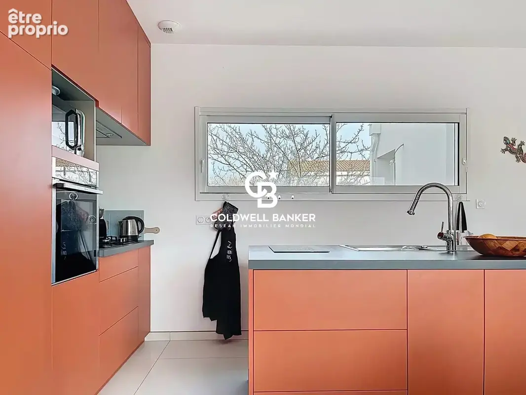 Maison contemporaine avec garage - La vie au coeur du bourg à proximité de la plage. - photo 17