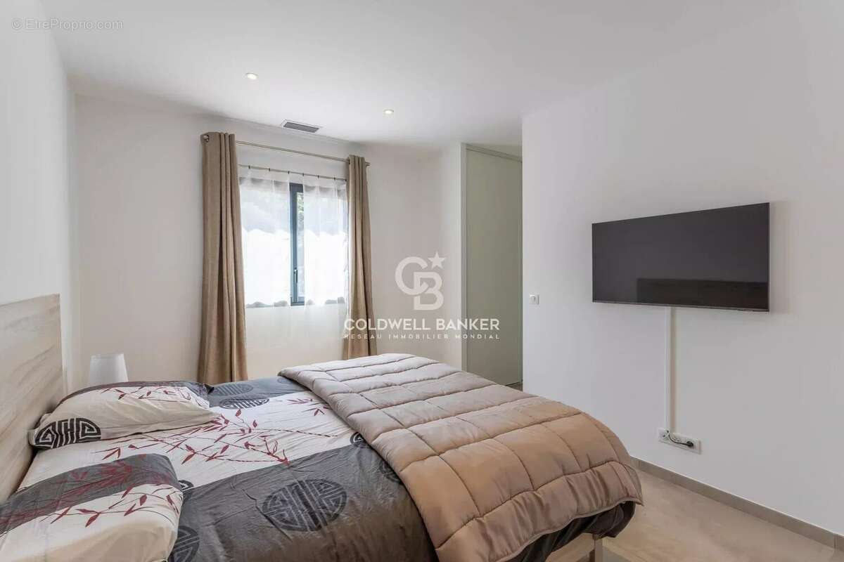 Appartement à L'ILE-ROUSSE