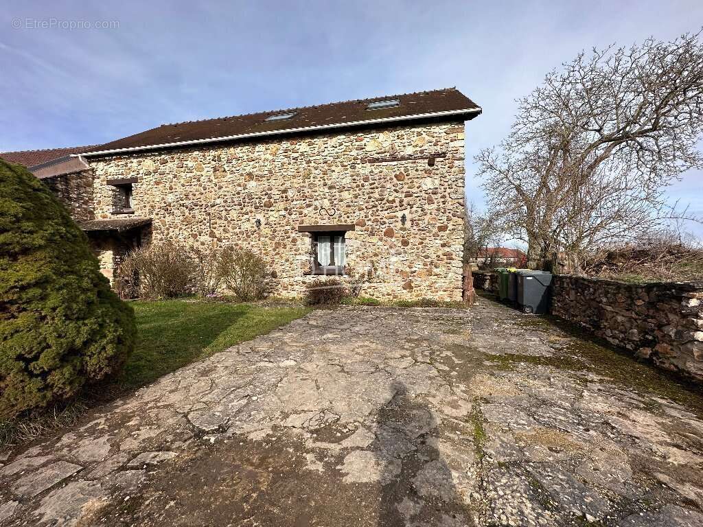 Maison à LA FERTE-GAUCHER