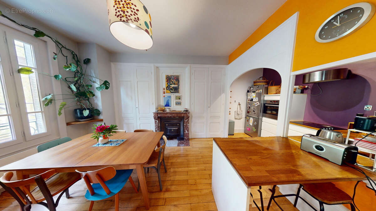 Appartement à LYON-9E