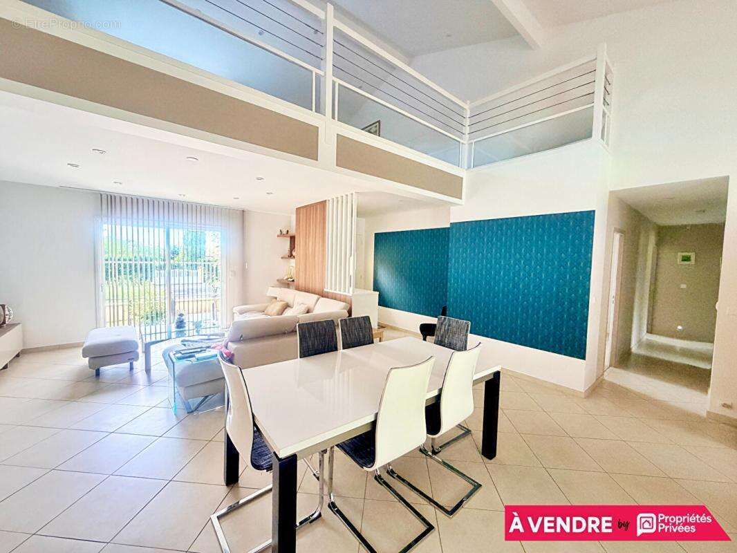 Maison Camblanes Et Meynac 6 pièces piscine et jardin - photo 6