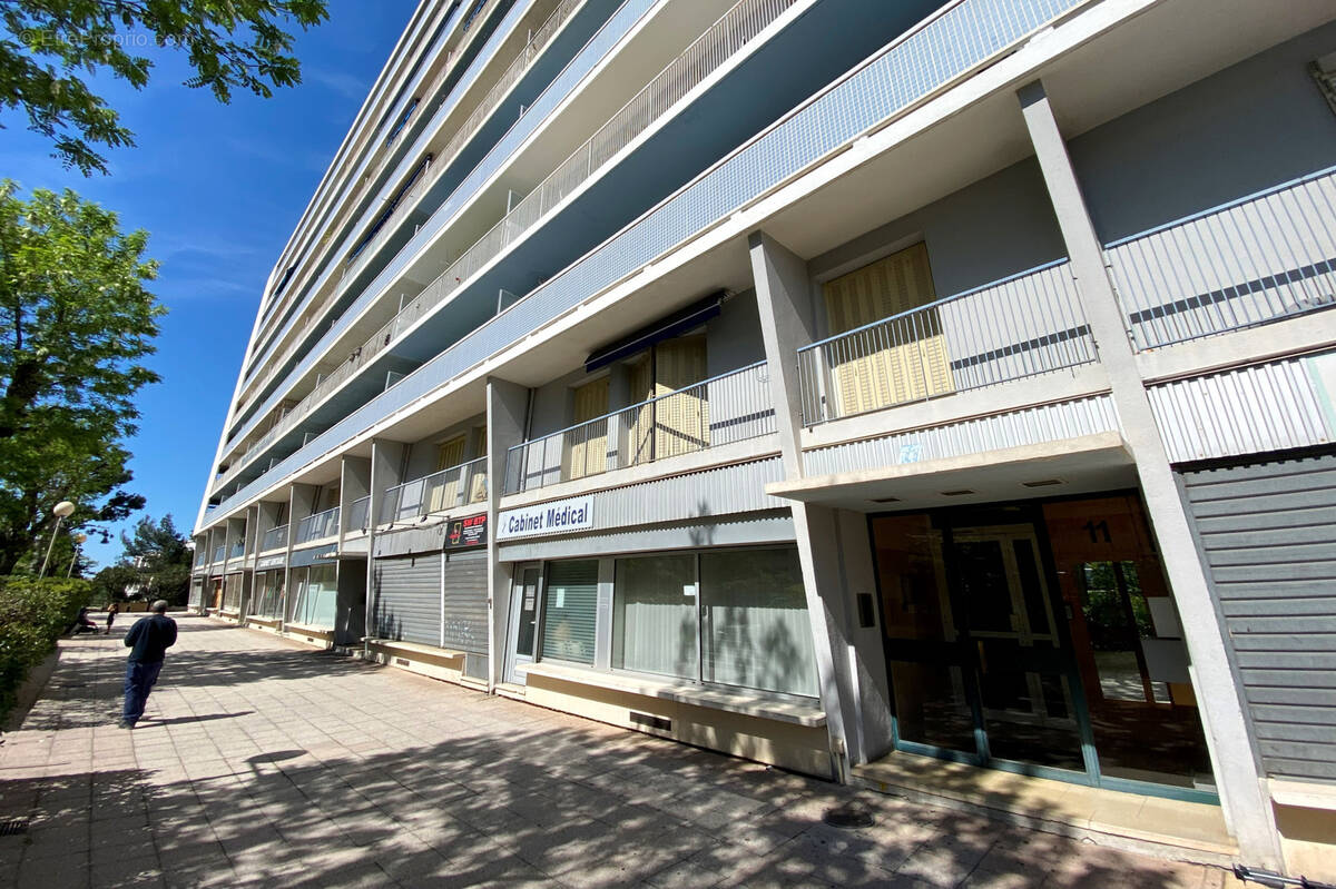 Appartement à MARSEILLE-4E