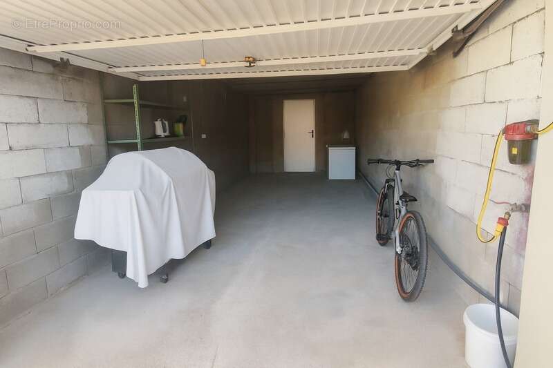 Maison à SAINT-GILLES