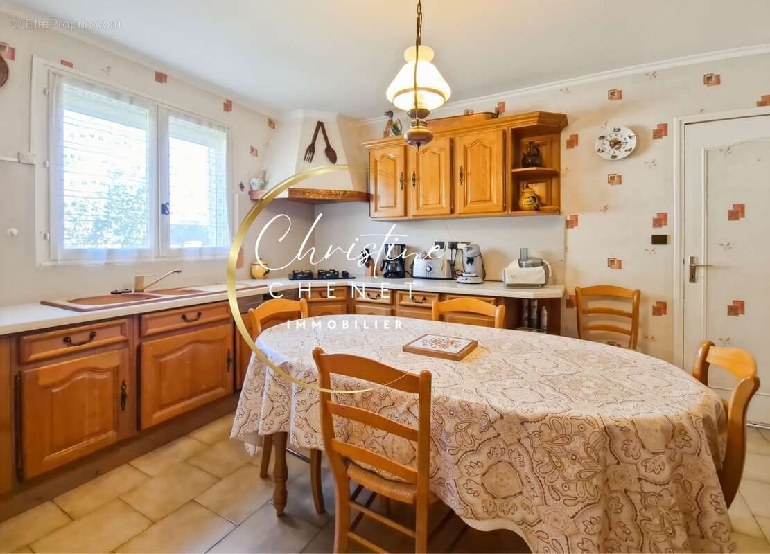 Maison familiale 136 m² avec jardin – 4 chambres – Grand garage. Au calme - photo 6