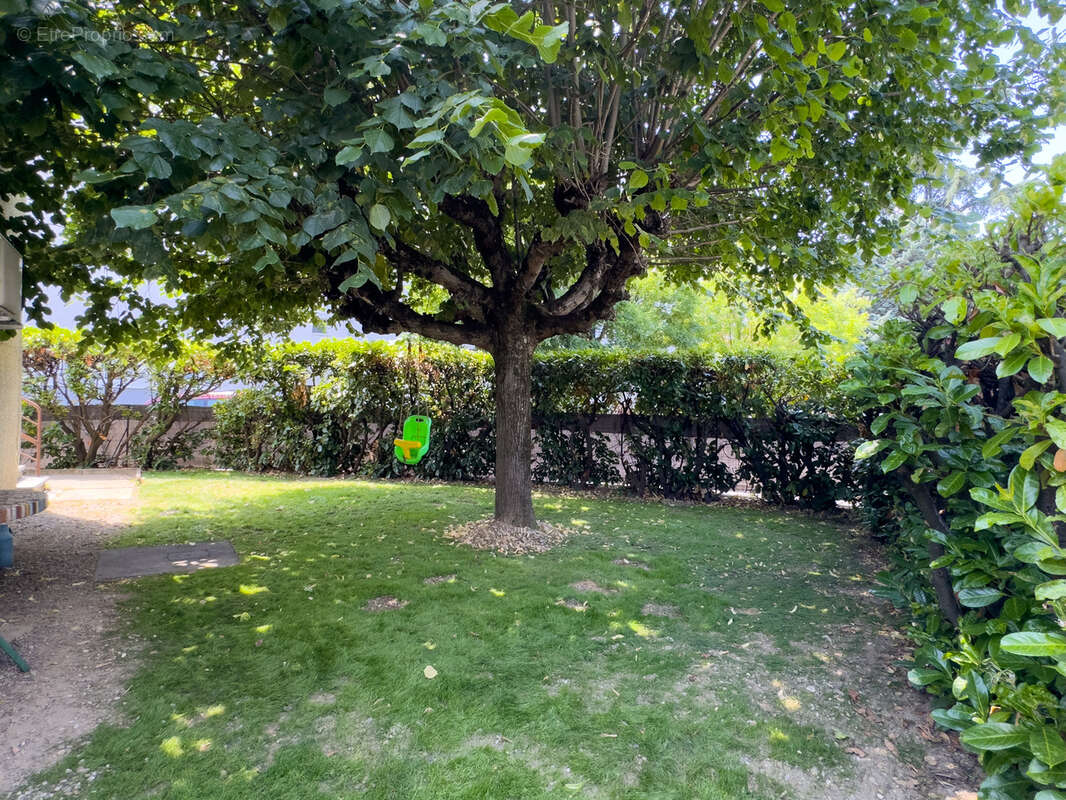 Maison à GUILHERAND-GRANGES