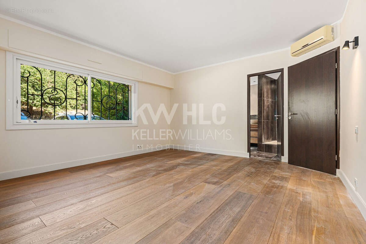 Appartement 157 m² à Grasse  - photo 7