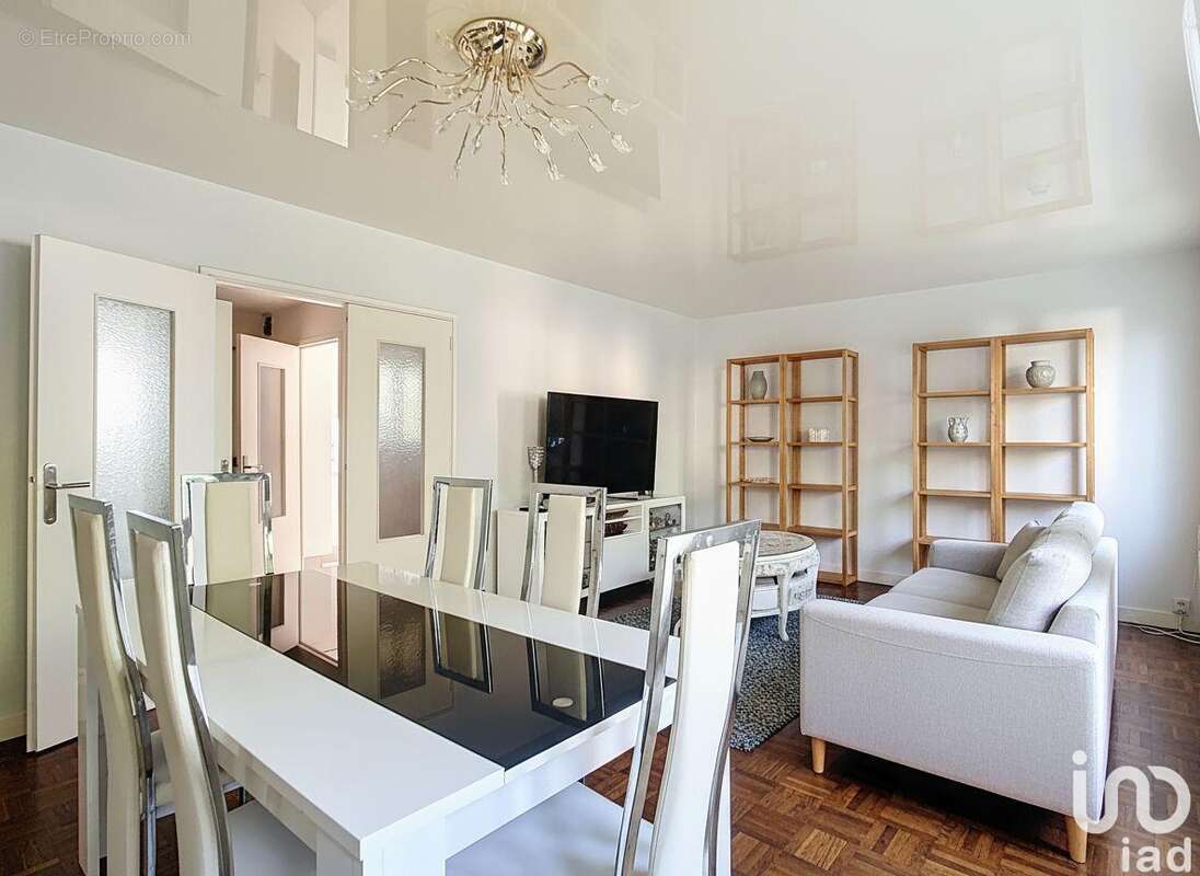 Photo 7 - Appartement à LE PLESSIS-TREVISE