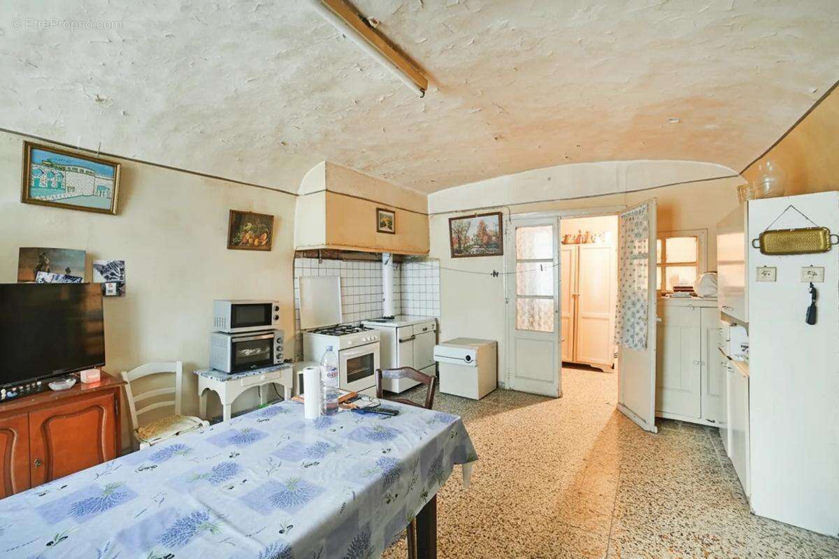 Maison à SAINT-HIPPOLYTE-DU-FORT