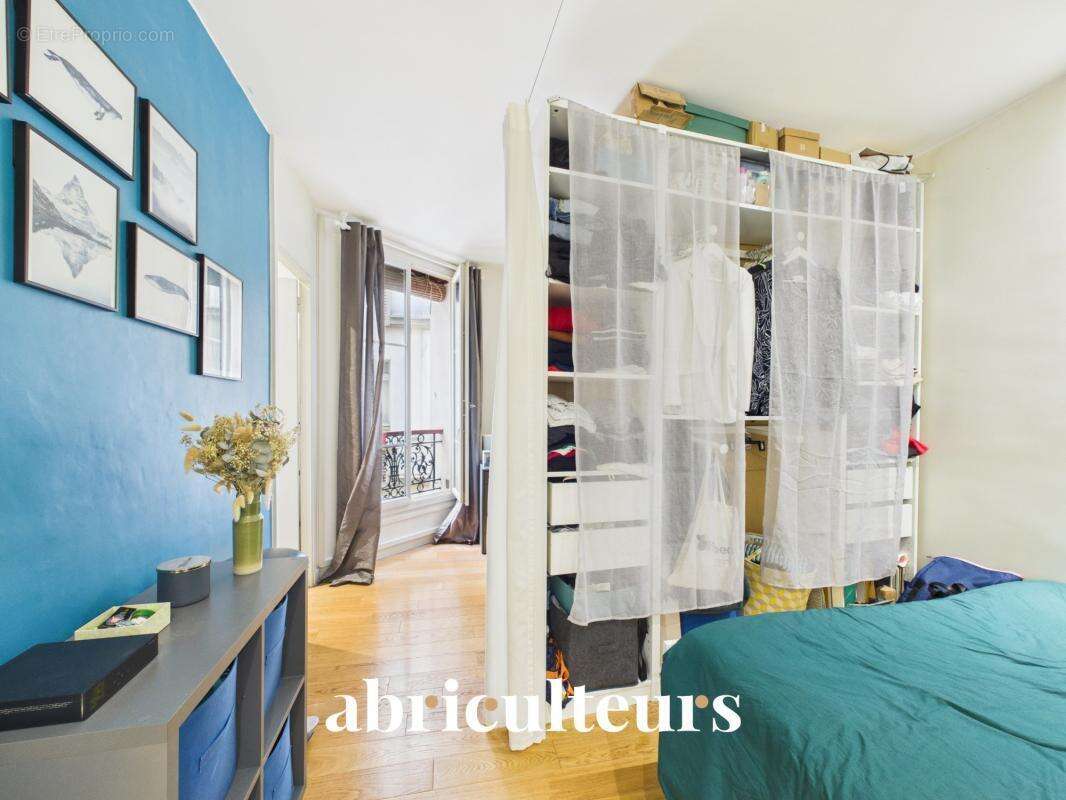 Appartement à PARIS-7E