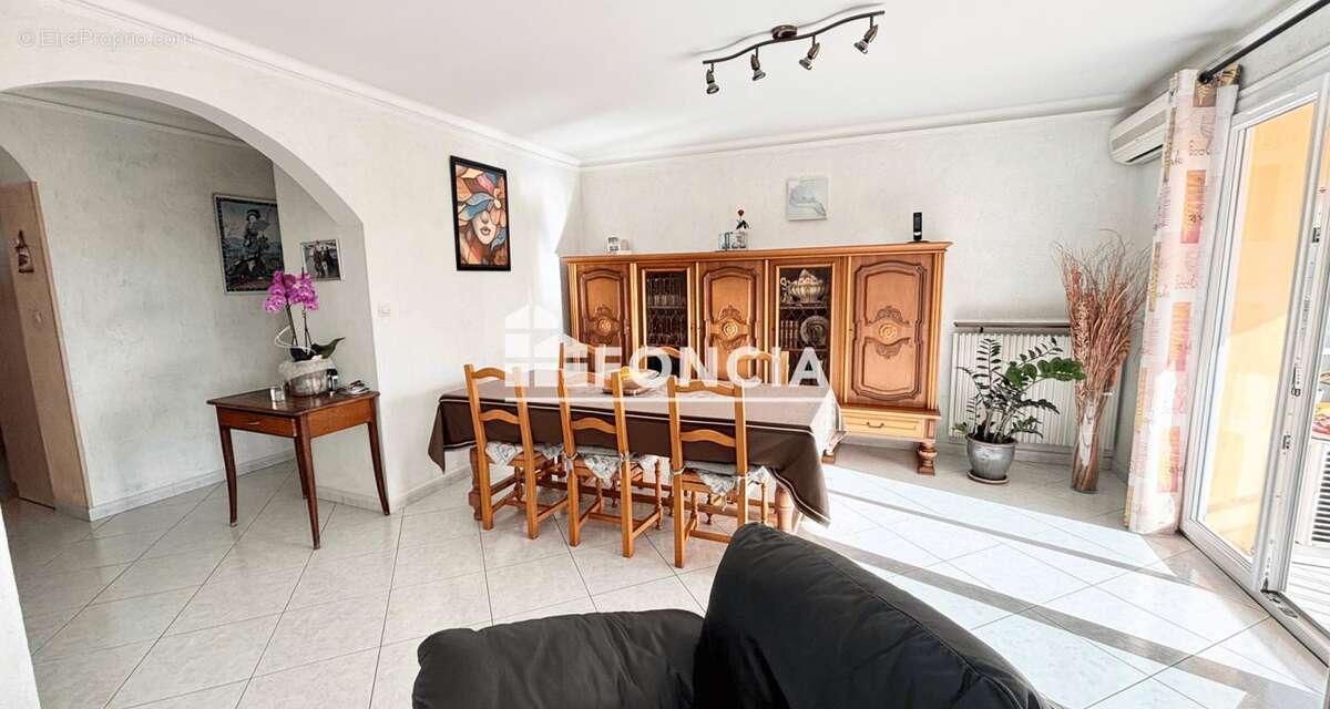 Appartement à SAINT-RAPHAEL