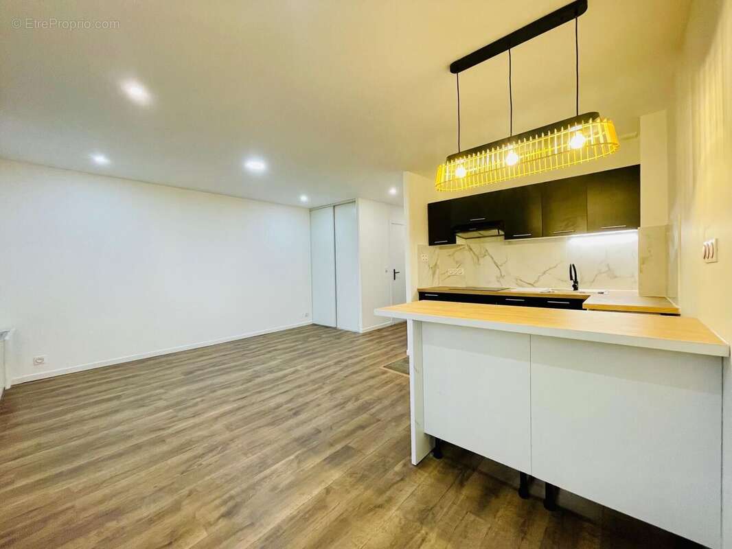 Photo 3 - Appartement à LES MUREAUX
