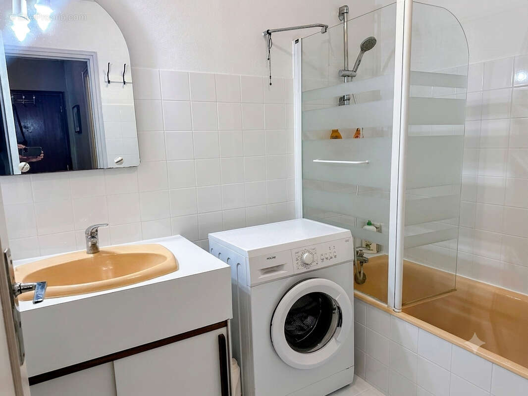 Nantes Guist'hau, Appartement avec VUE T2 de 50 m² DPE en D, cave et parking. - photo 6