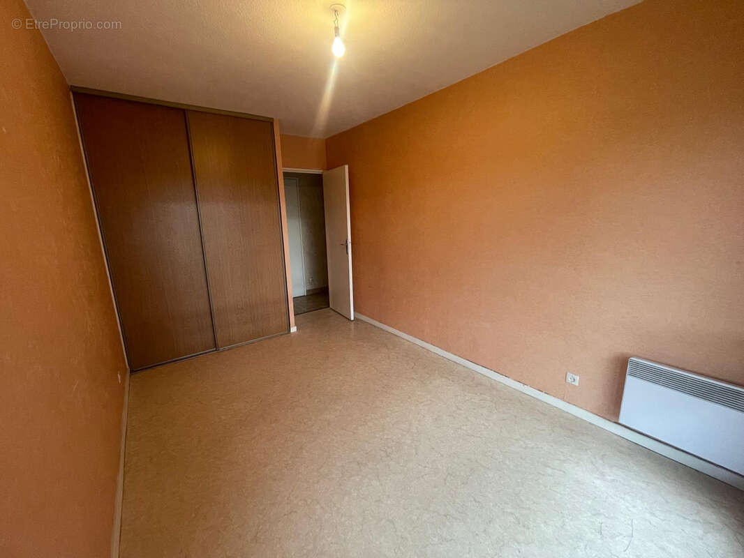 Appartement à LE PEAGE-DE-ROUSSILLON