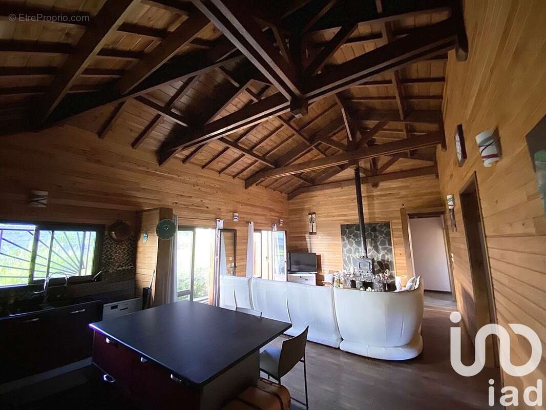 Photo 2 - Maison à LA PLAINE-DES-PALMISTES