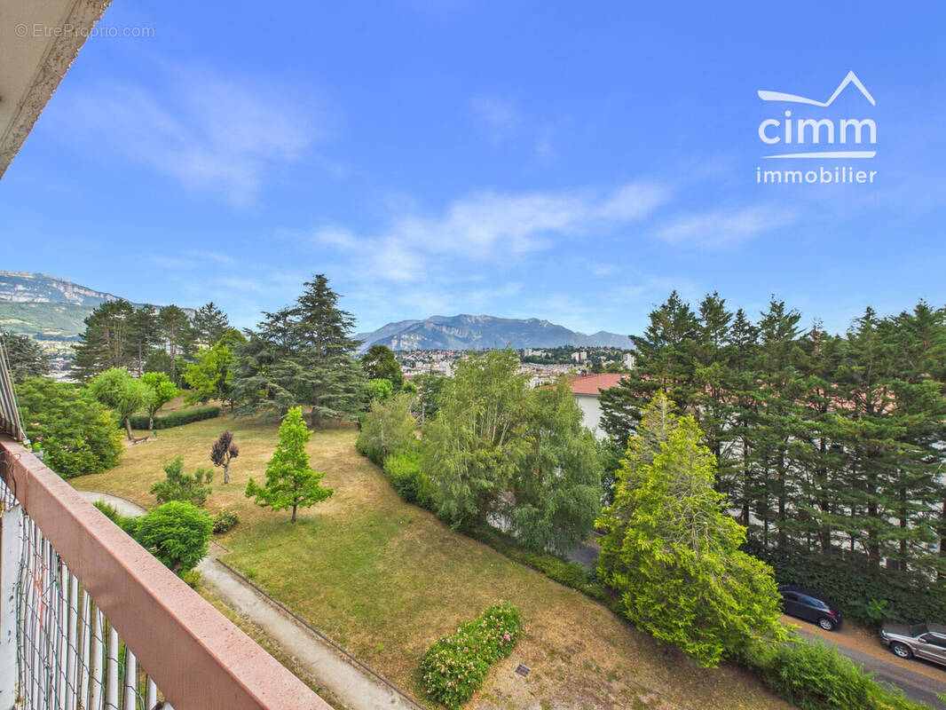 Appartement à VOIRON