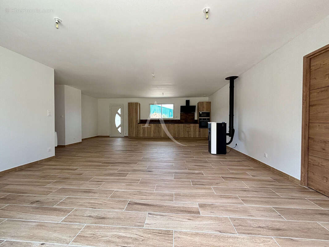 Maison à SASSAY