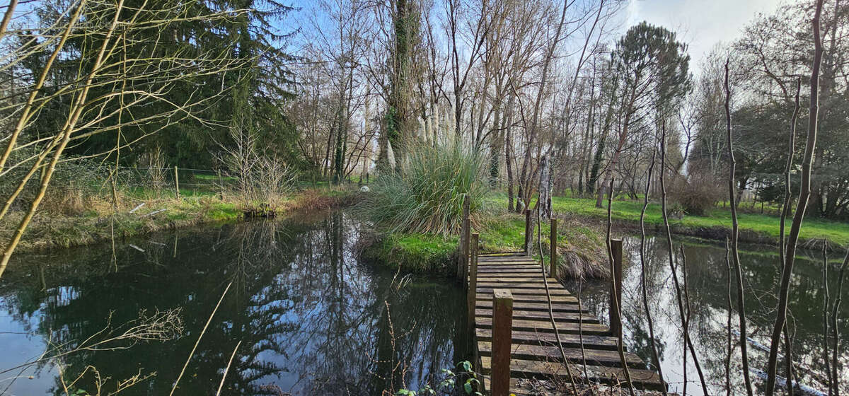 Maison à CASTILLON-LA-BATAILLE
