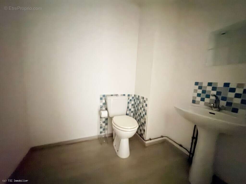 Maison à AUNAC