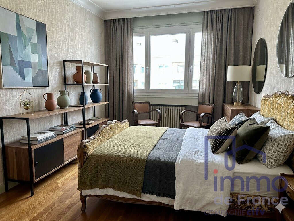 Appartement à SAINT-ETIENNE