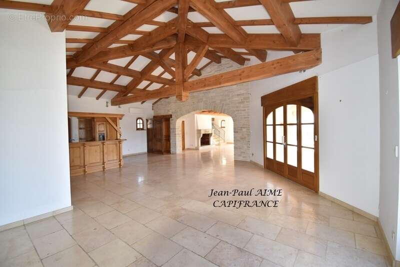 Maison à PONT-SAINT-ESPRIT