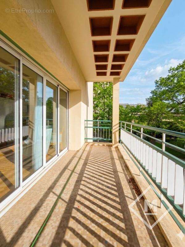 Appartement à MARSEILLE-8E