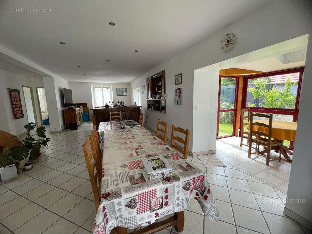 Maison à MEROUX