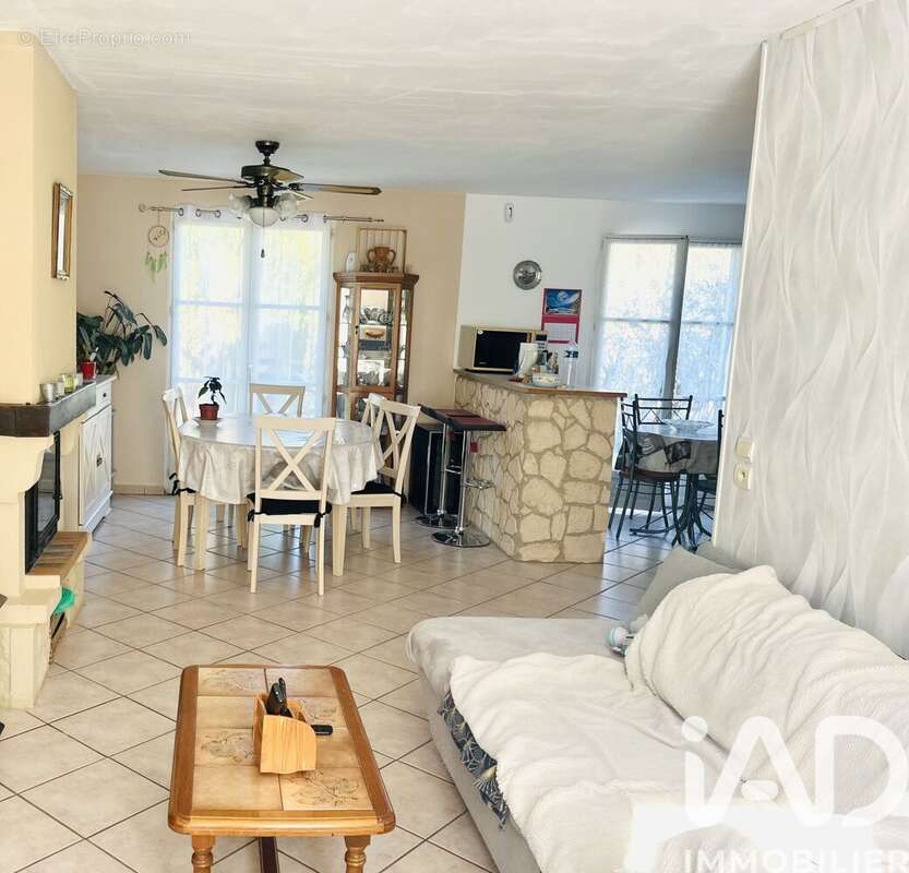 Maison 85 m² à Arcy-Sainte-Restitue  - photo 4