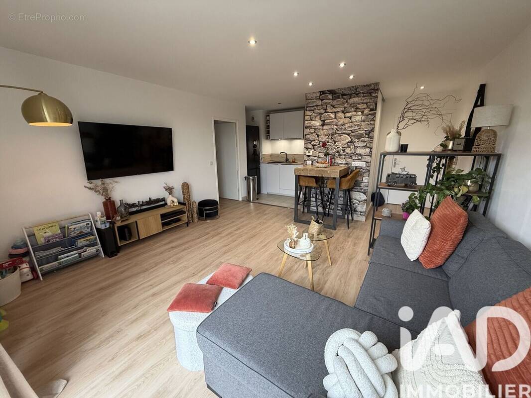 Photo 1 - Appartement à SAINT-PIERRE-DU-PERRAY