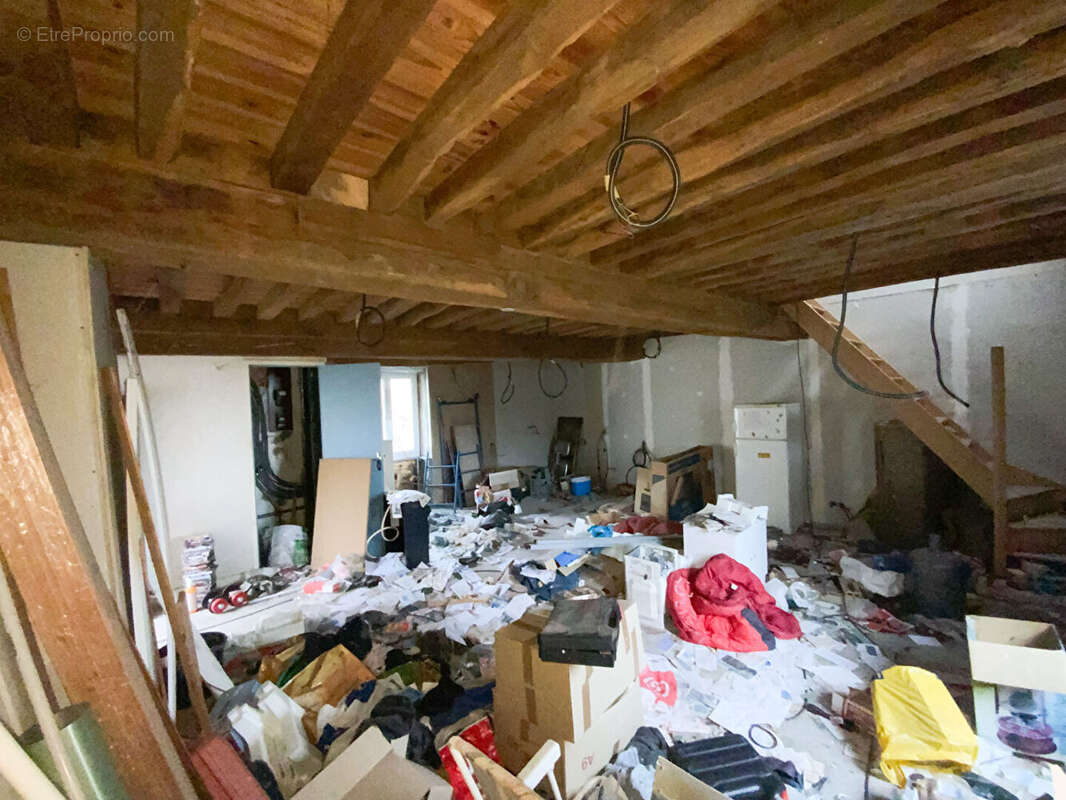 Maison à SAINT-SERNIN-DU-BOIS