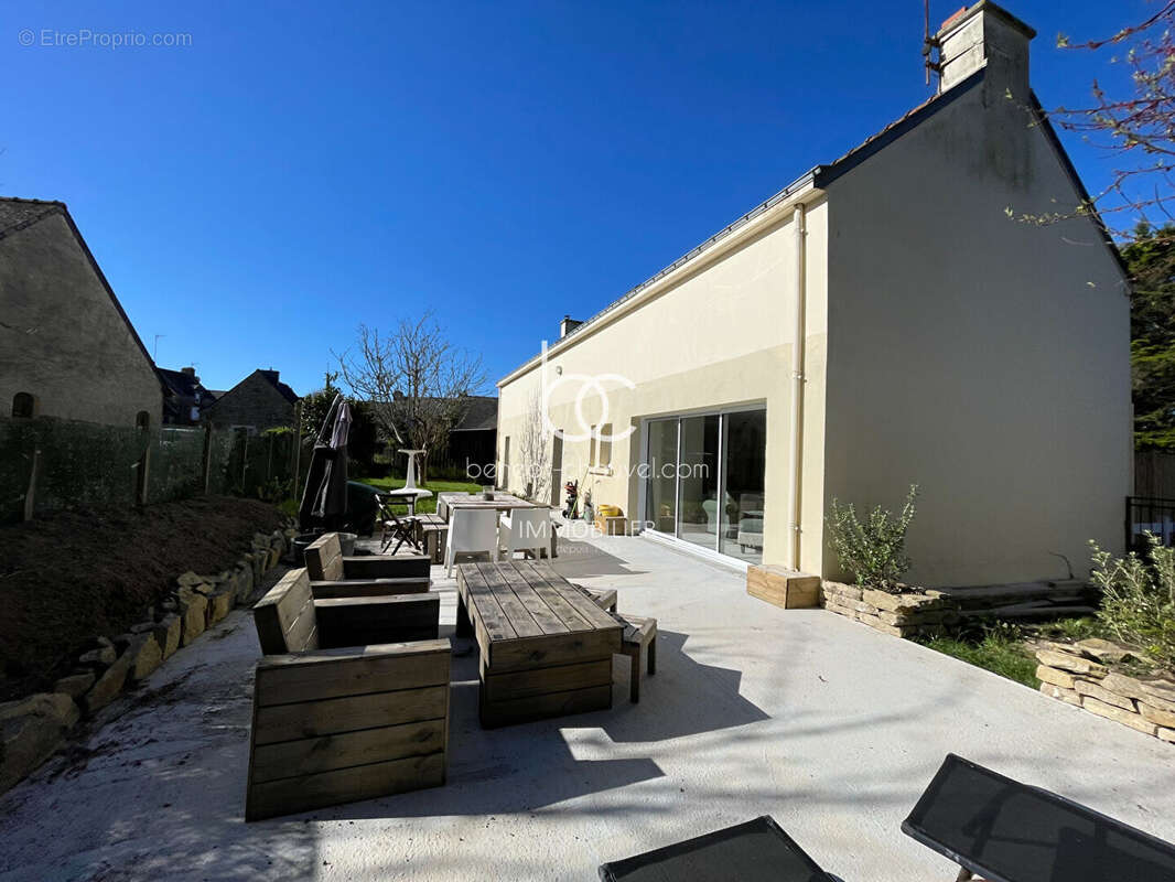 Maison à NOYAL-MUZILLAC