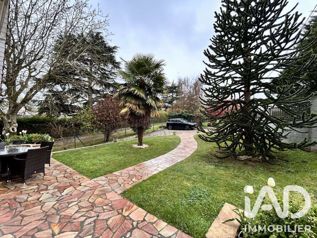 Maison 158 m² à Corbeil-Essonnes  - photo 9