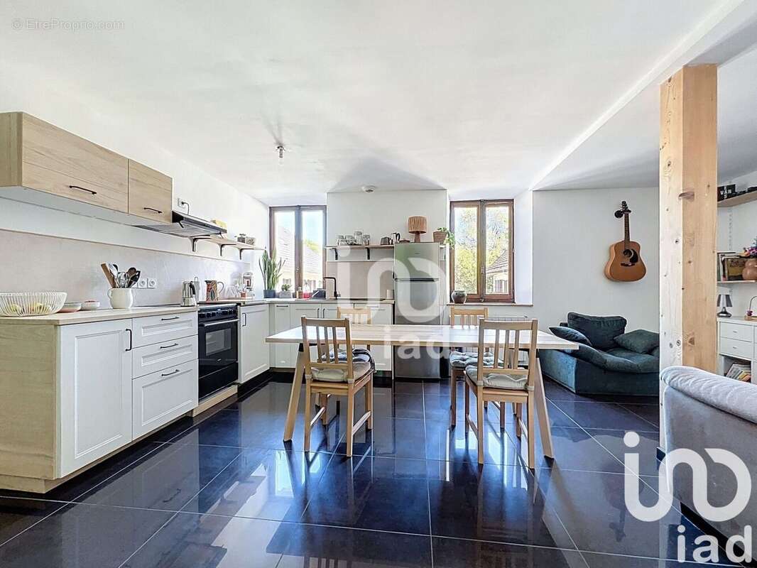 Photo 2 - Appartement à ALBY-SUR-CHERAN