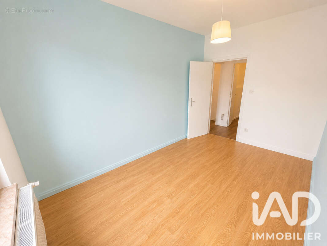Appartement 115 m² à Knutange  - photo 6