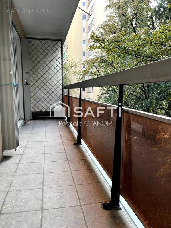 Photo 1 - Appartement à TREMBLAY-EN-FRANCE