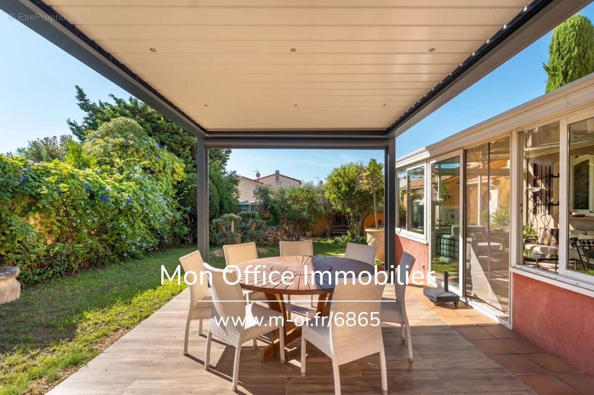 Maison à SAUSSET-LES-PINS