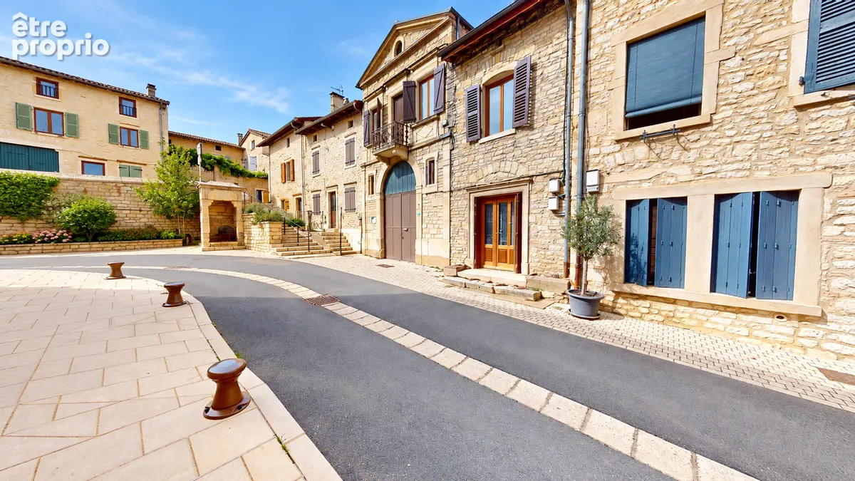 Maison Lucenay 7 pièces150 m² - photo 2