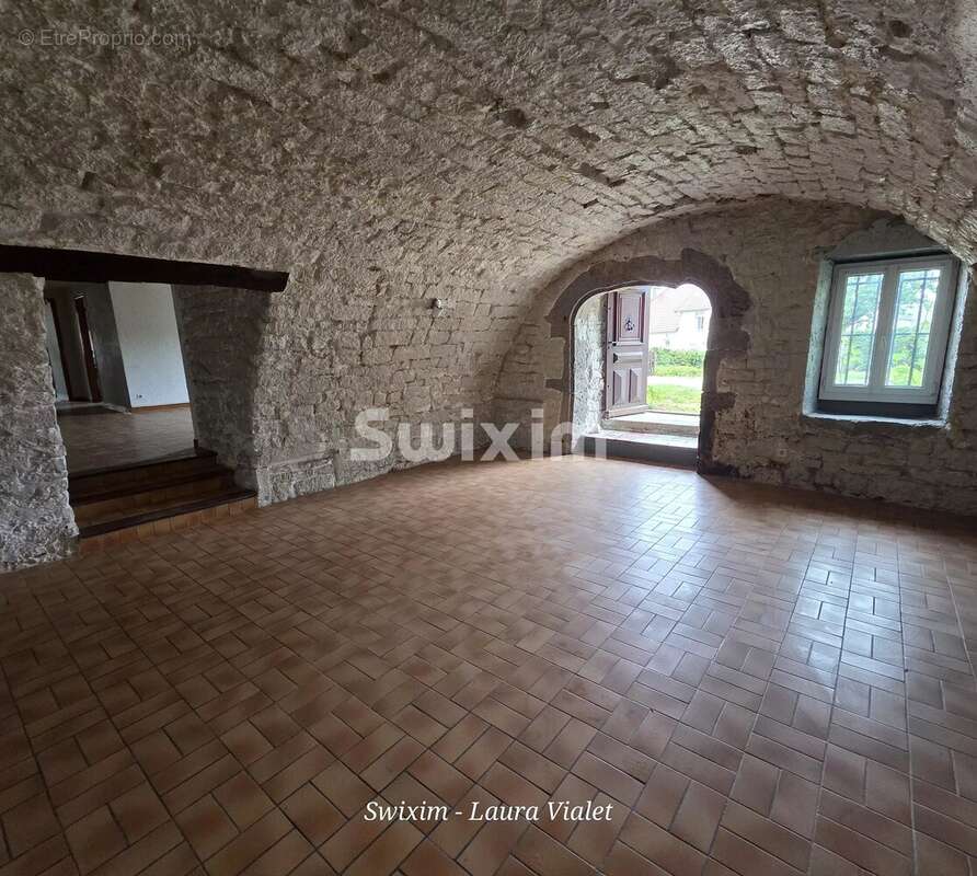 Maison à BUVILLY