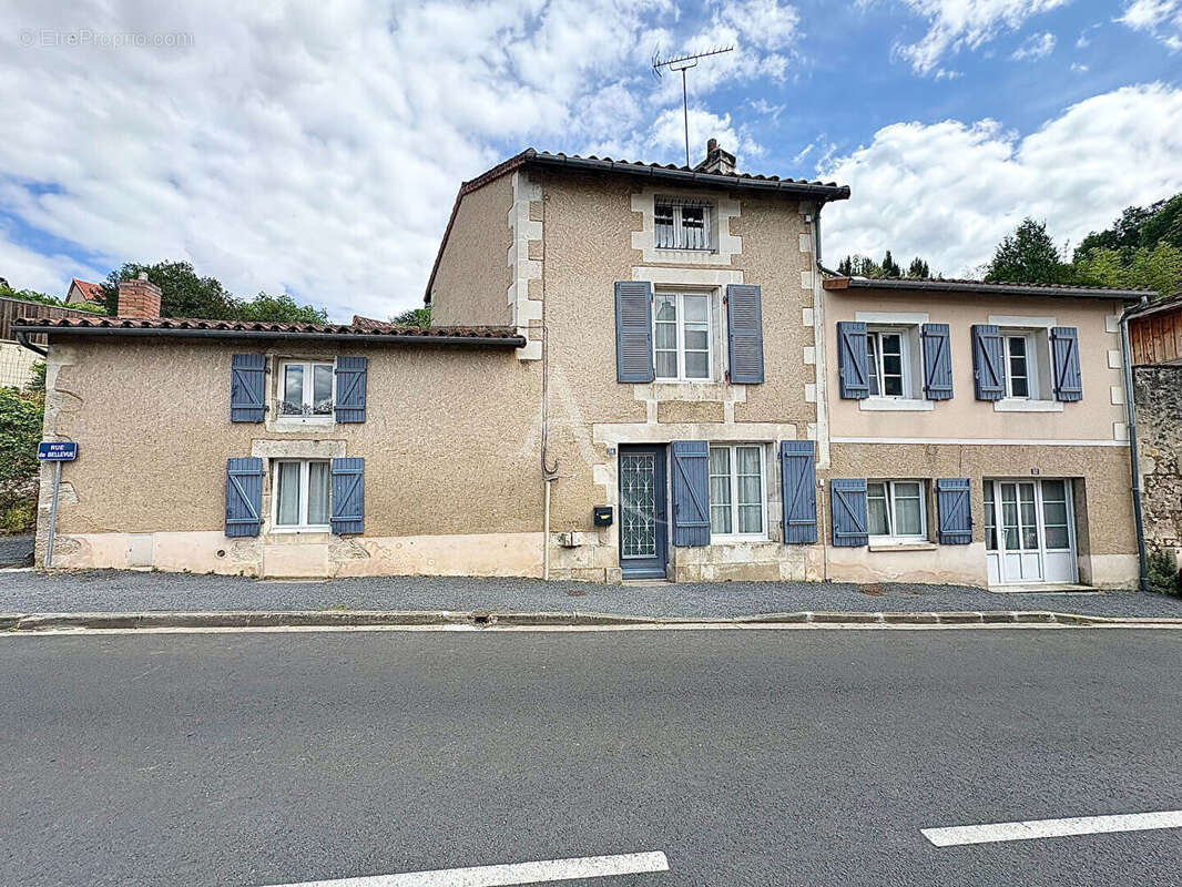 Maison à CHAUVIGNY