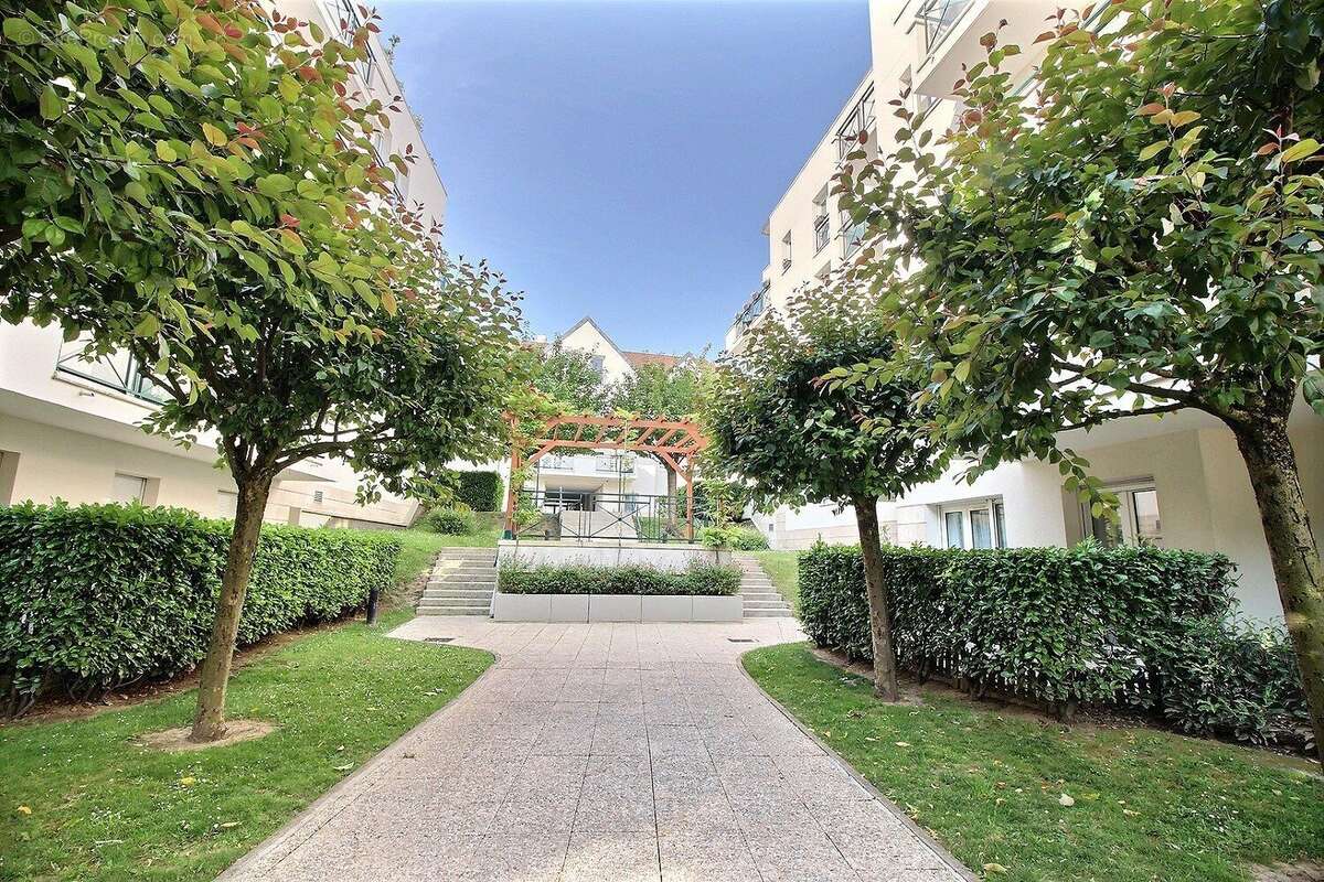 Appartement à CHATILLON