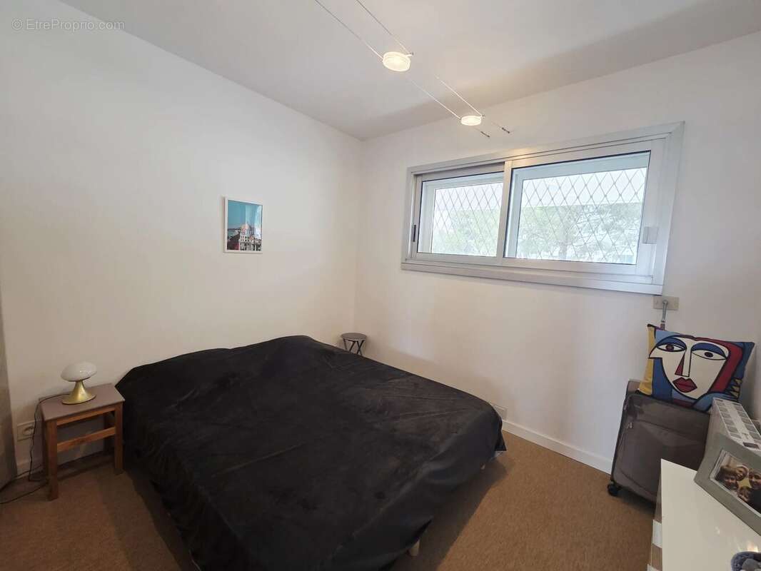 Appartement à VILLENEUVE-LOUBET