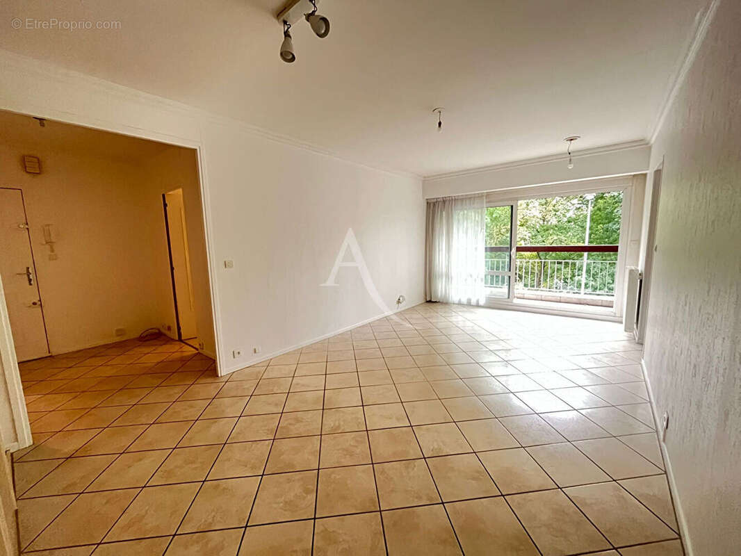 Appartement à ATHIS-MONS