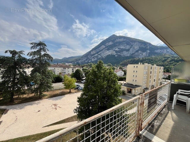 Appartement à SASSENAGE