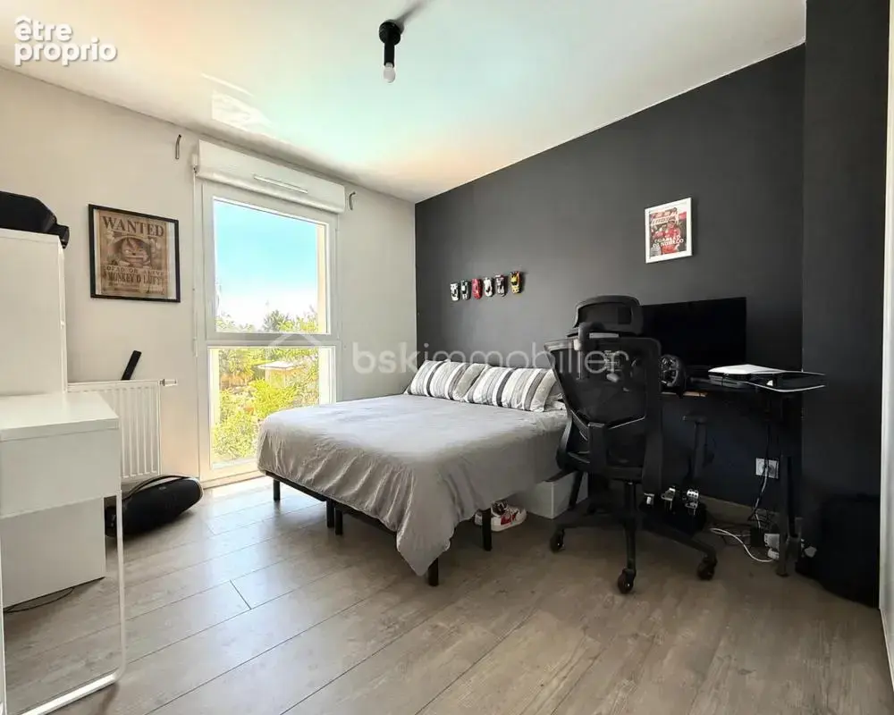 GENAS - Maison de ville récente au calme avec 3 chambres - photo 7